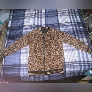 Women’s Cheetah Zip Up Small